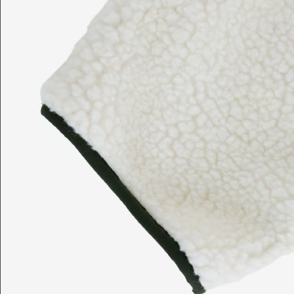 Sundae School Jeogori Messenger Bag Fleece Cardigan
M Brand New Ivory - Picture 6 of 10